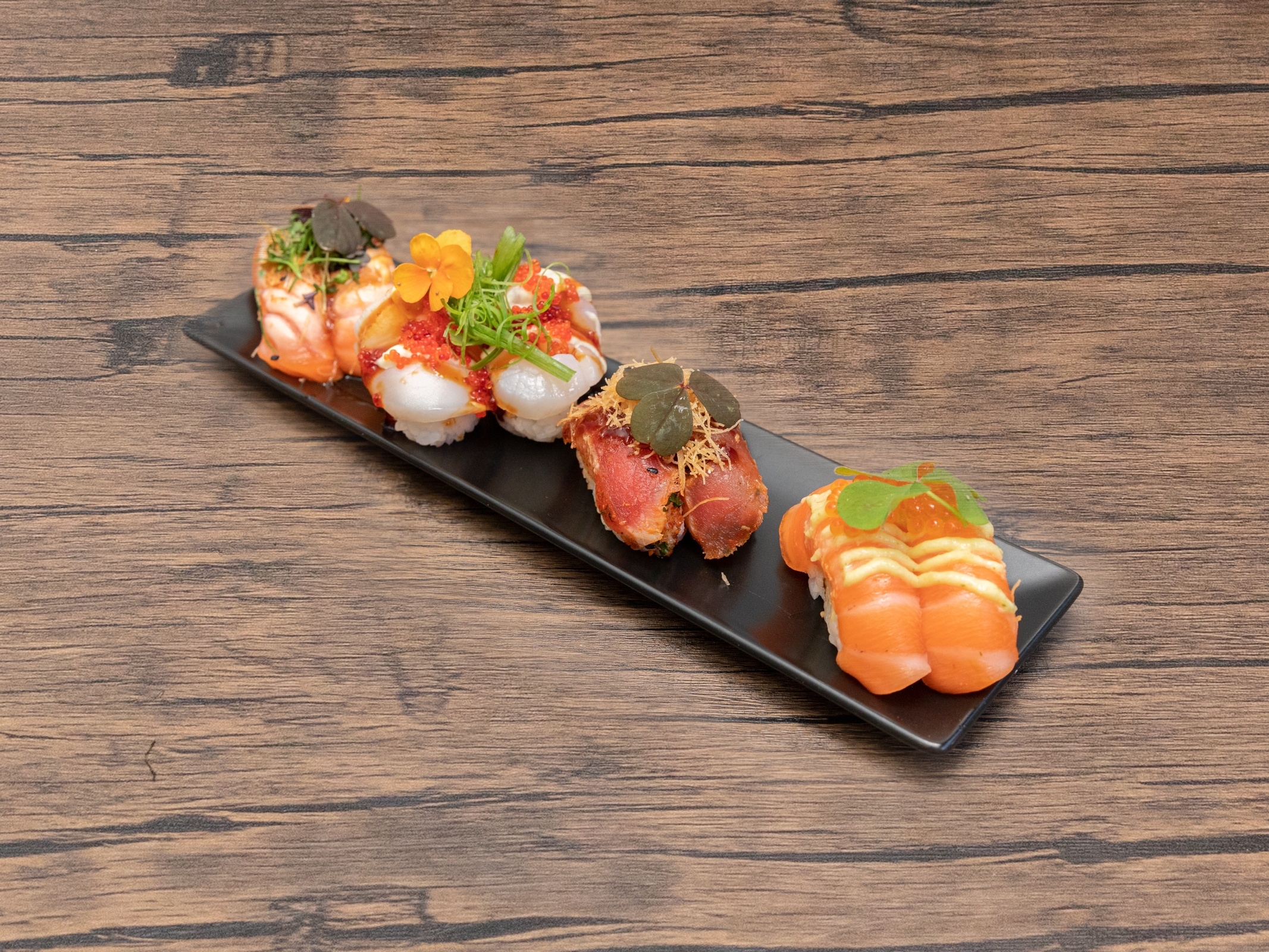 9538913_MidoriSushi_Food_8stkMixNigiri_4x3